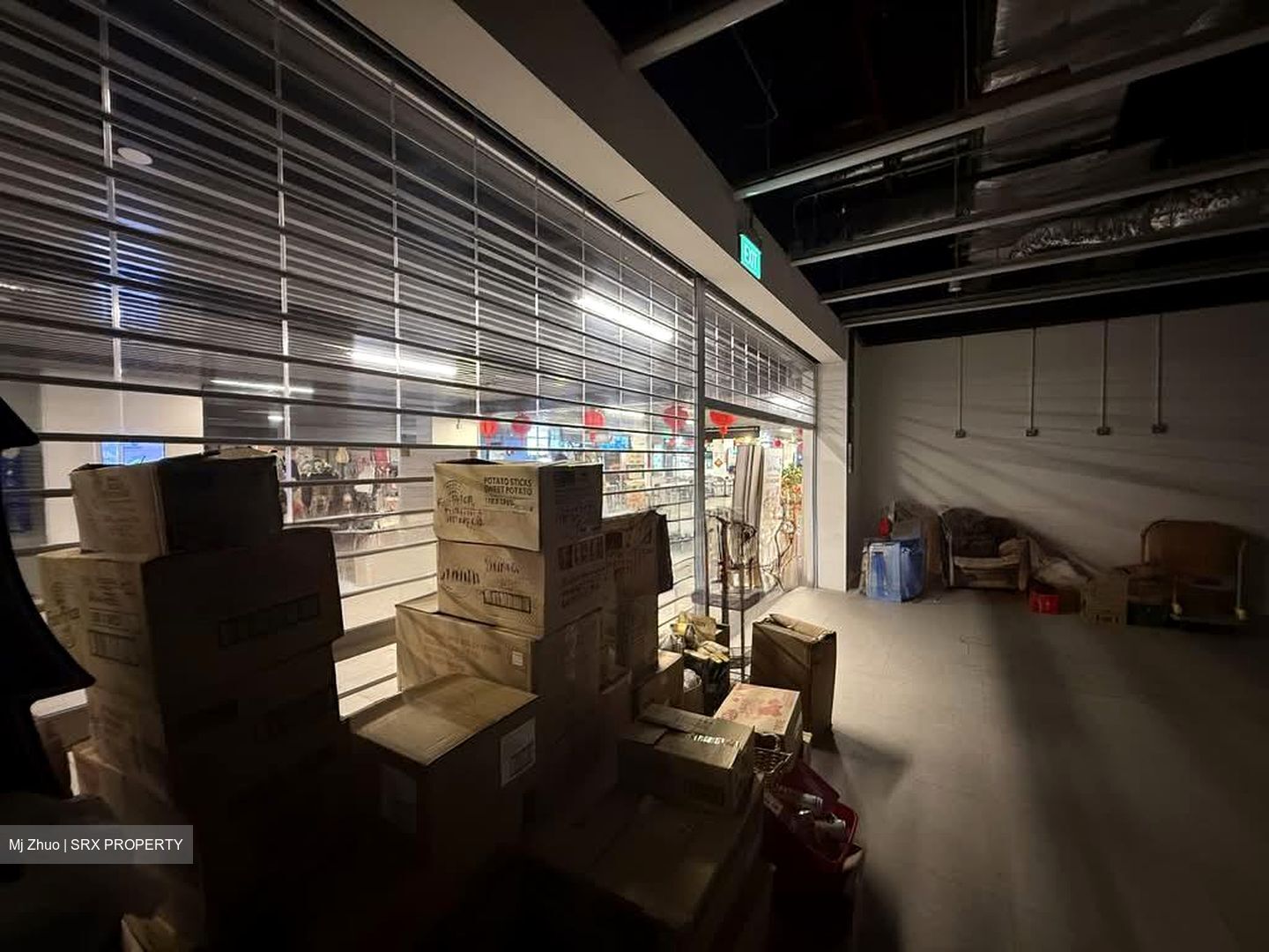 Club Street (D1), Retail #540173251
